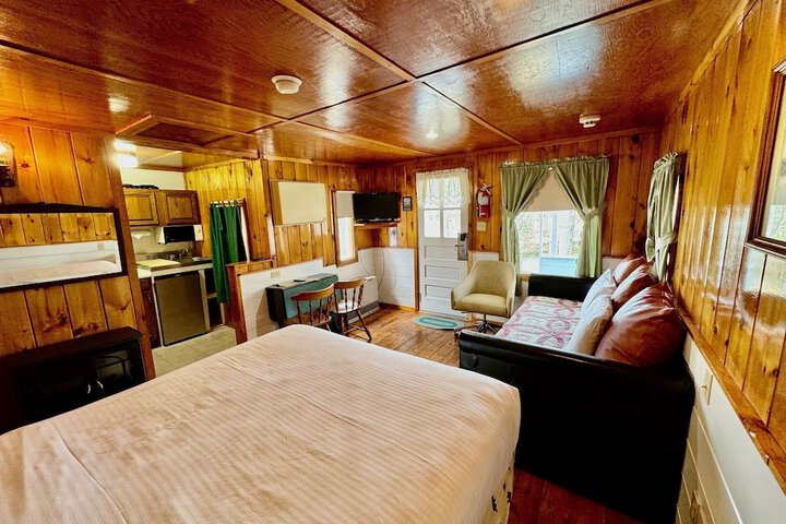 Room 40 of 73