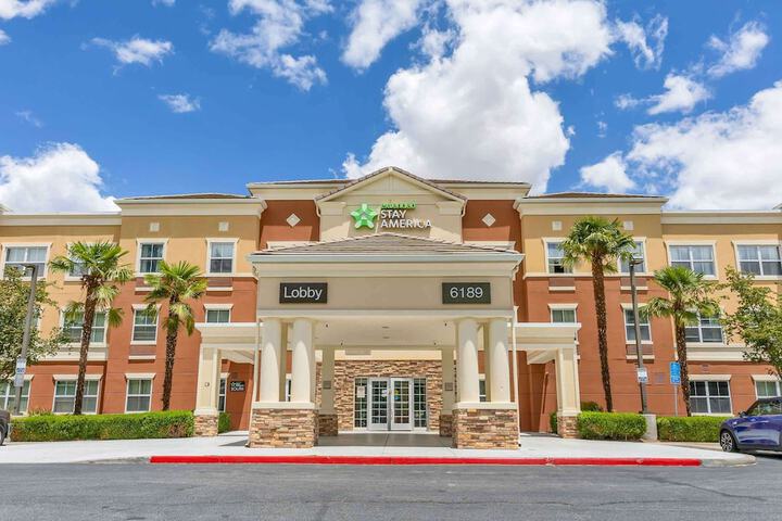 Hotel 3 of 34