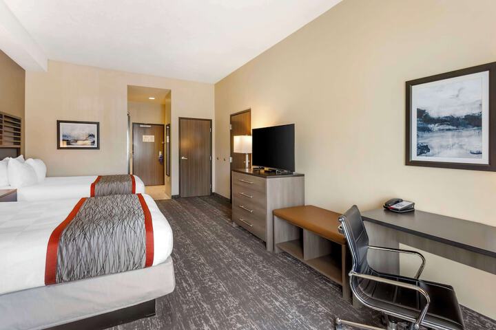 Room 26 of 41