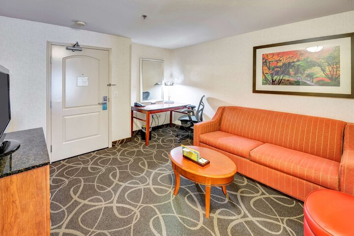 Room 17 of 31
