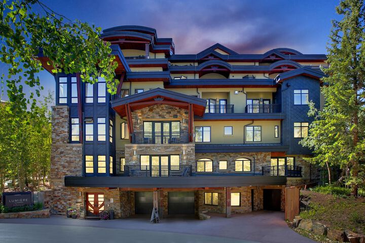Relais & Châteaux Lumière by Dunton