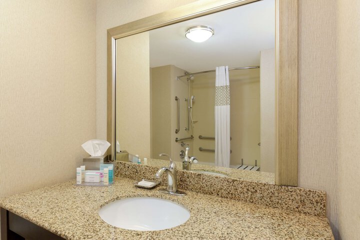 Room 21 of 26