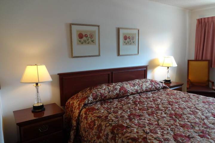 Room 25 of 64