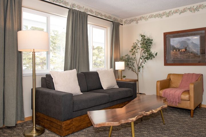 Gull Lake Lodge