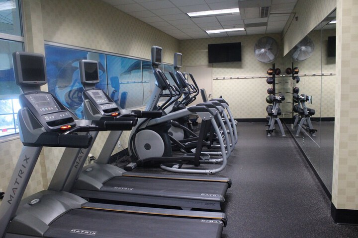 Wyndham Flint MI / Grand Blanc/Bishop Airport/Conference Ct