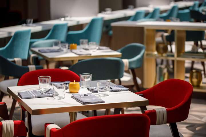 Dining 85 of 103