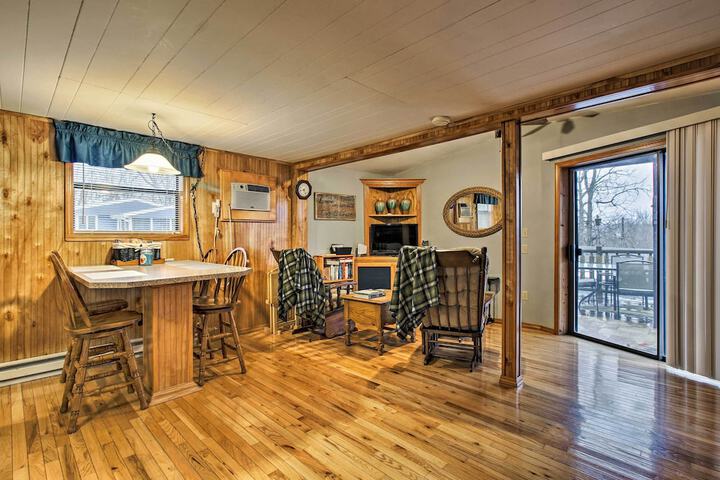 Rustic Stockton Lake Cabin Half-mile to Lake!