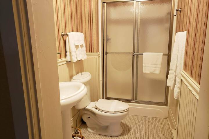 The Carriage Inn B & B