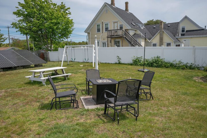 Jonathan Edwards Motel