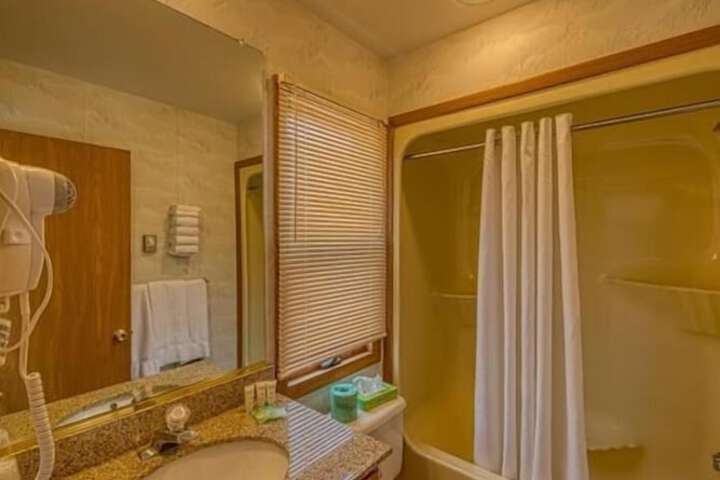 Room 19 of 22