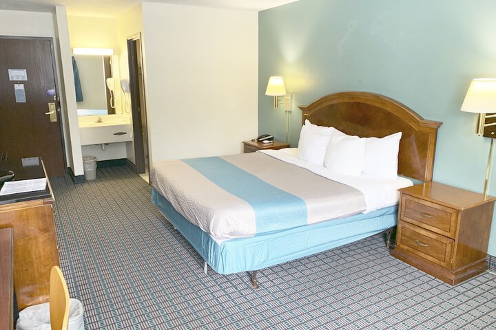 Room 14 of 55