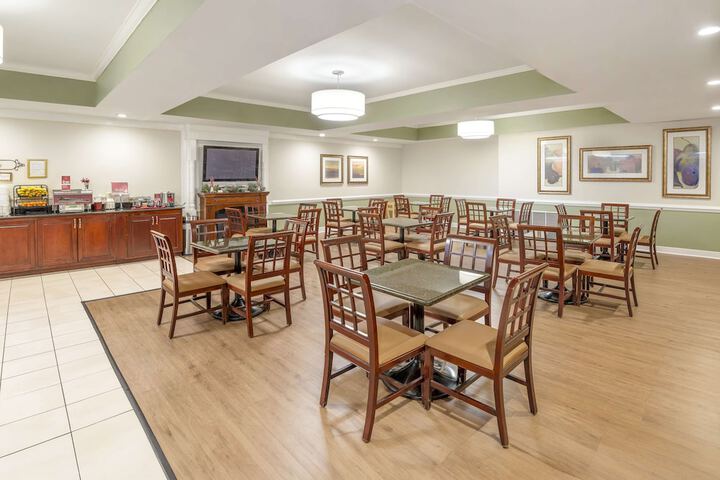 Best Western Plus Governors Inn