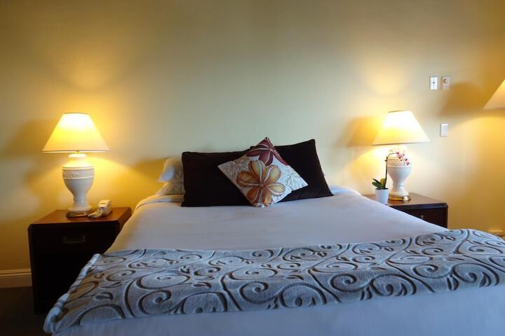 Room 8 of 42