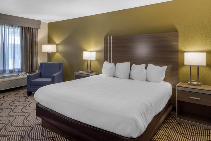 Best Western Heritage Inn