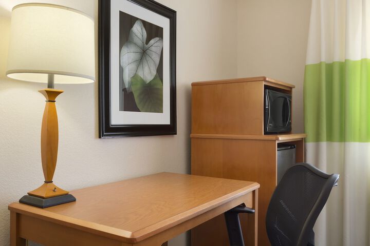 Room 14 of 21