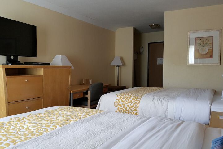 Room 28 of 43