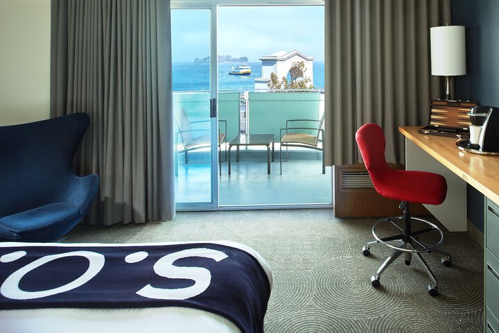 Room 19 of 49