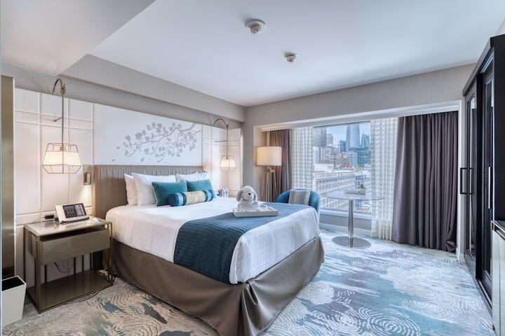 Room 21 of 48