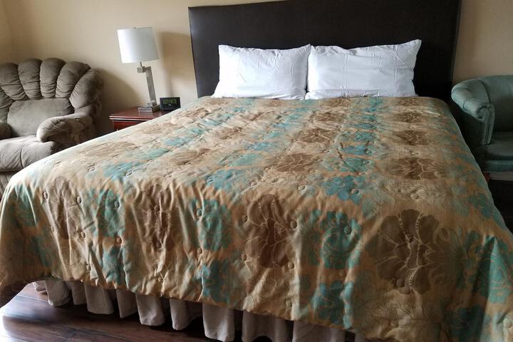 Room 14 of 40