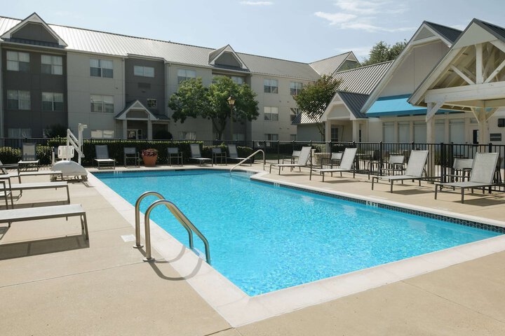 Pool 6 of 52