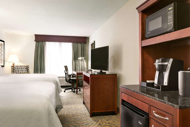 Room 15 of 40