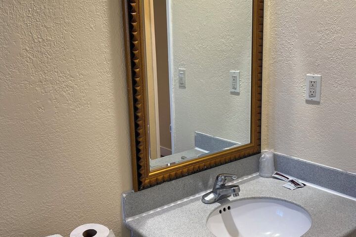 Cloud 9 Motel