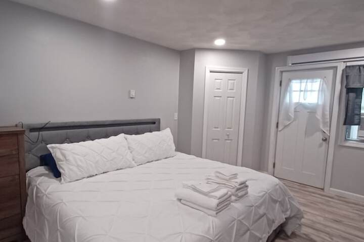 Room 20 of 77