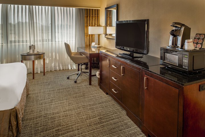 Room 92 of 184