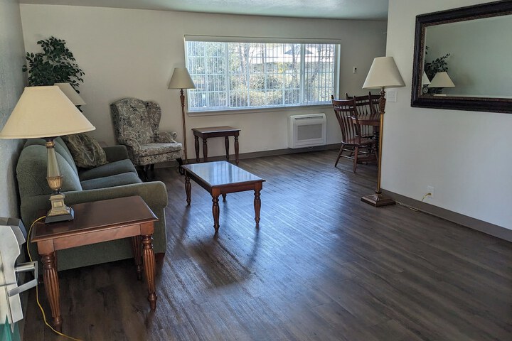 Room 44 of 52