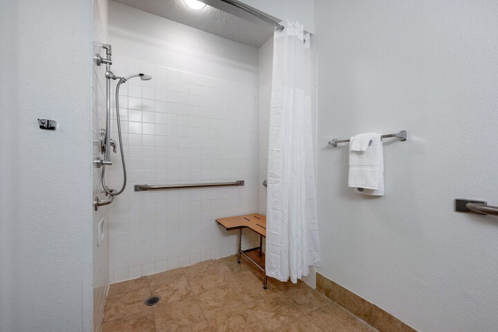 Quality Inn Coraopolis - Pittsburgh Airport