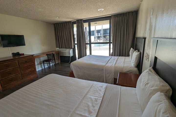 Room 34 of 49