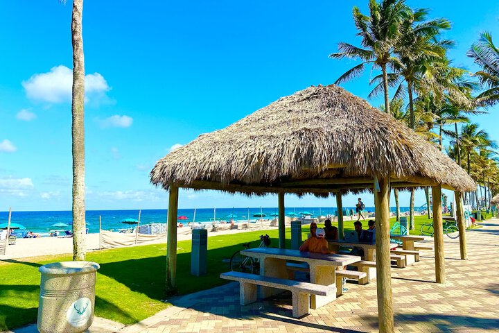Club Lux Resort by the Beach