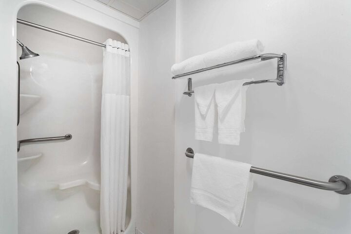 Room 12 of 15