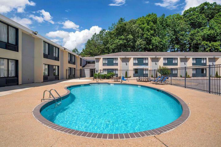 Pool 5 of 29