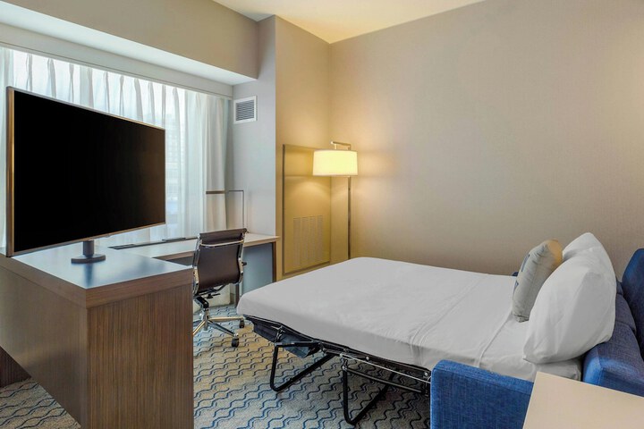 Room 18 of 47