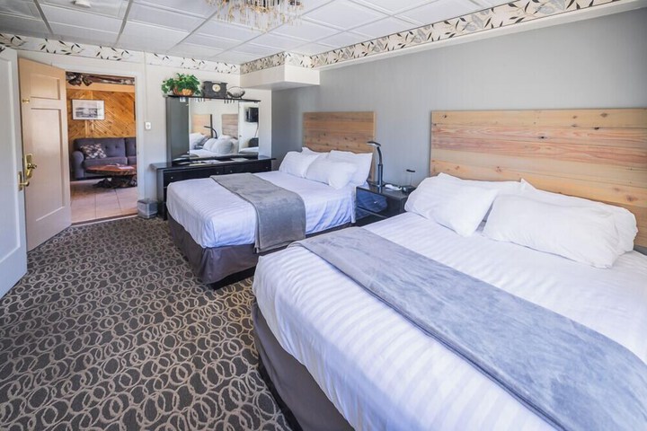 Room 34 of 58