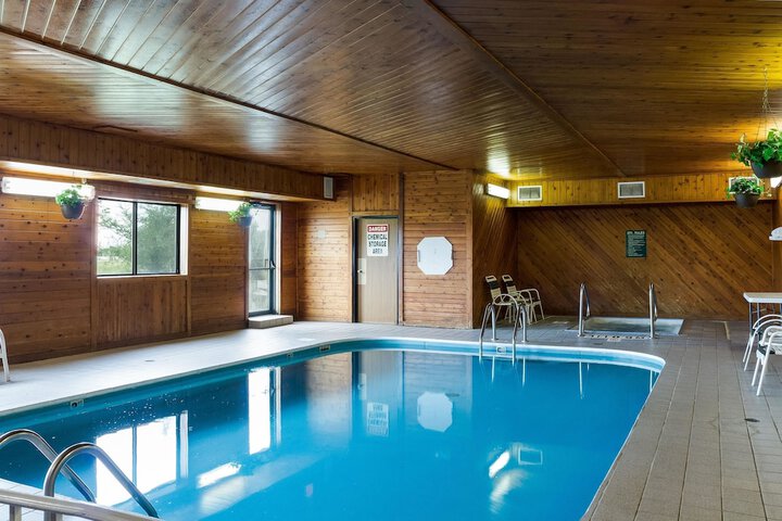 Pool 6 of 42