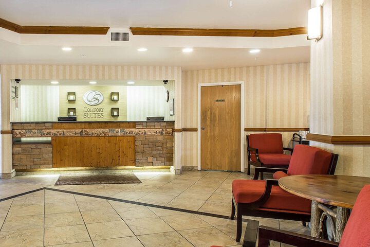 Hotel Interior 8 of 25