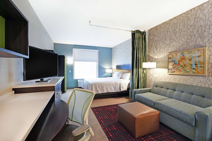 Room 27 of 45