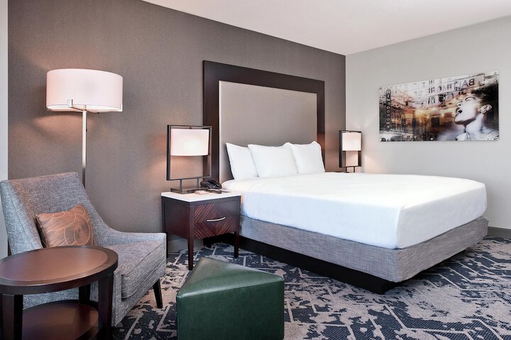 Hilton Baltimore Inner Harbor