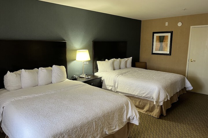 Room 42 of 58