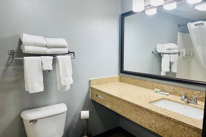 AmericInn by Wyndham Stillwater