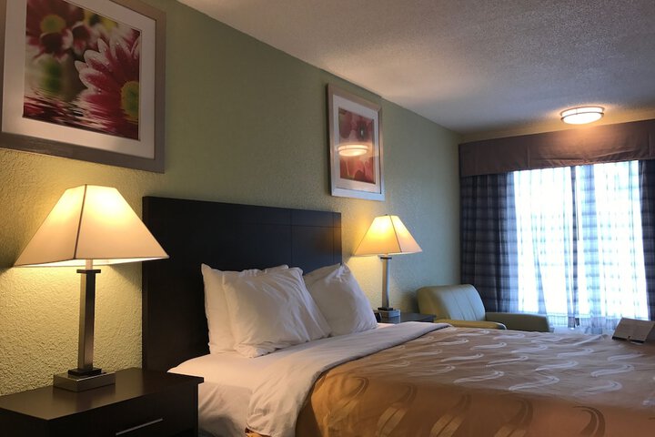 Room 15 of 52