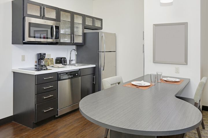 Candlewood Suites Dallas NW - Farmers Branch by IHG