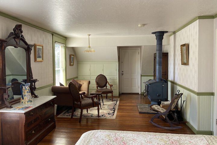Room 36 of 40