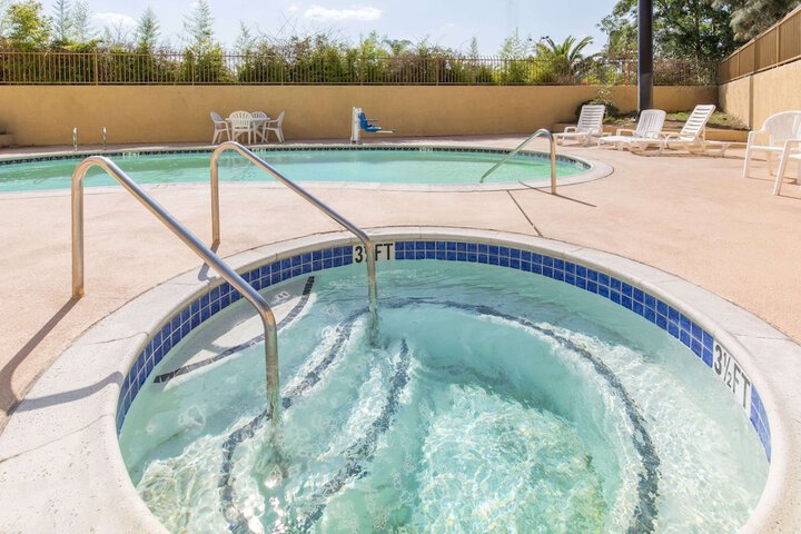 Pool 3 of 39