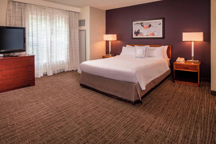 Room 16 of 46