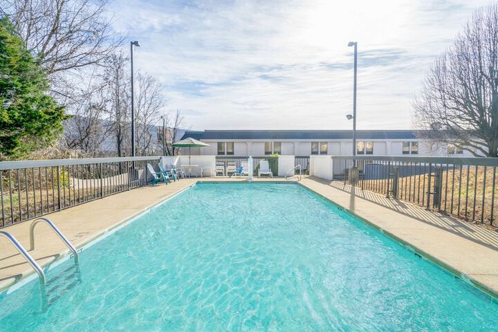 Pool 3 of 23