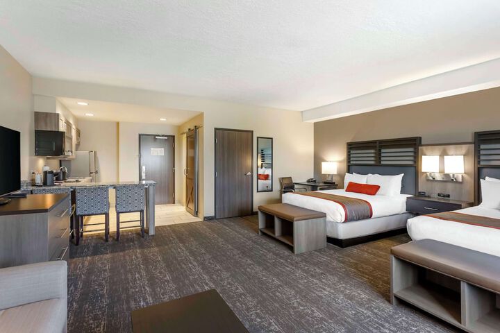 Room 35 of 41