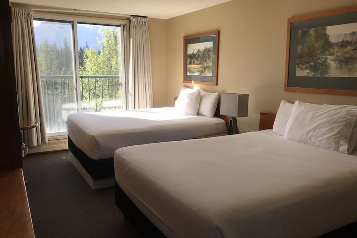 Room 18 of 34